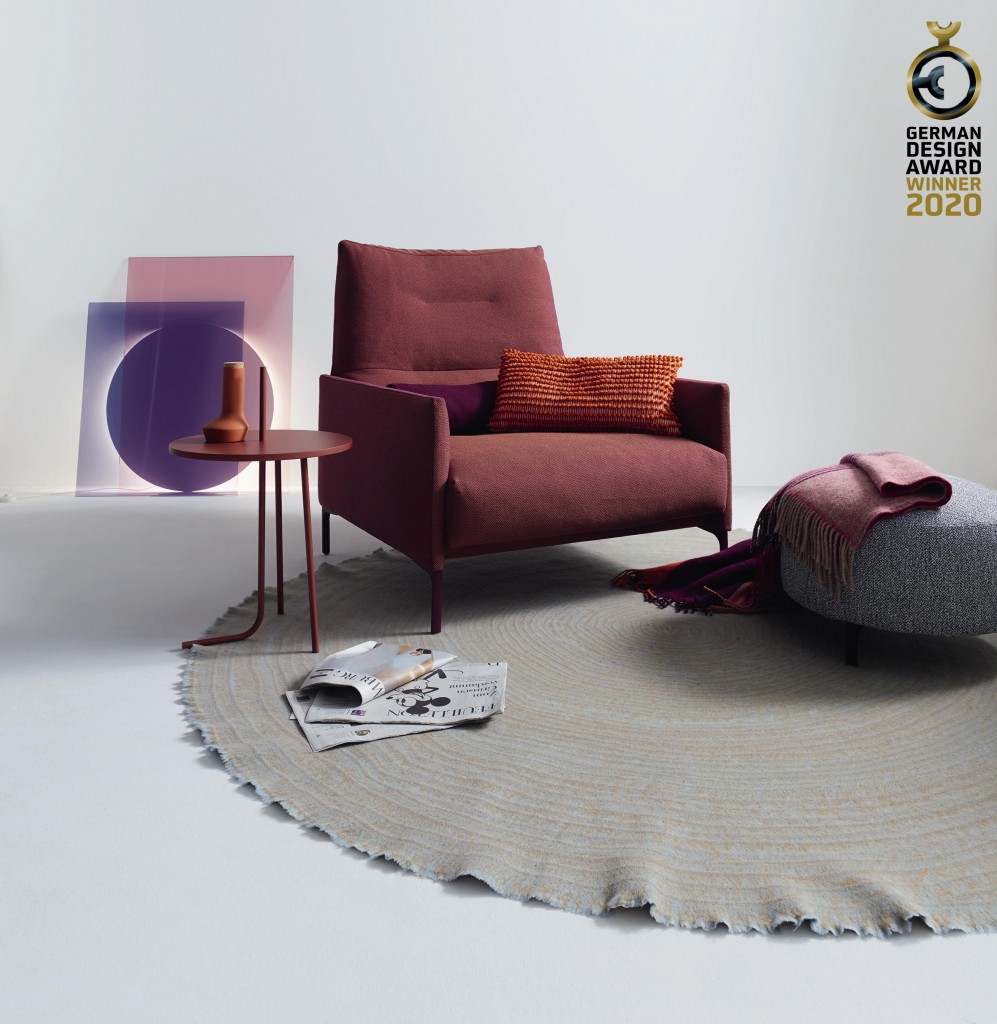 COR_Avalanche_Love Chair1_RGB++